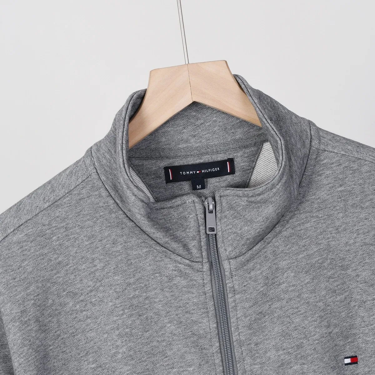 P220 802# Tommy zipper stand collar sweatshirt jacket Color: black gray royal blue Size: M-XXL Fabric: 350g cotton terry